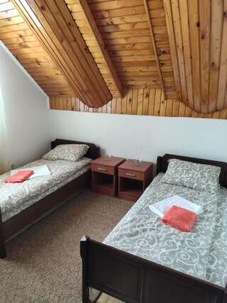 Проживание в семье SNAM Rooms Жабляк Двухместный номер с 2 отдельными кроватями и общей ванной комнатой-1